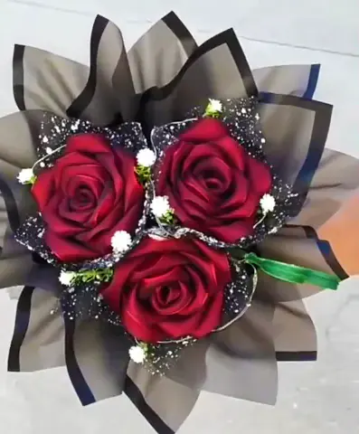 The Crimson Onyx Bouquet with 3 Big Size Flowers.
